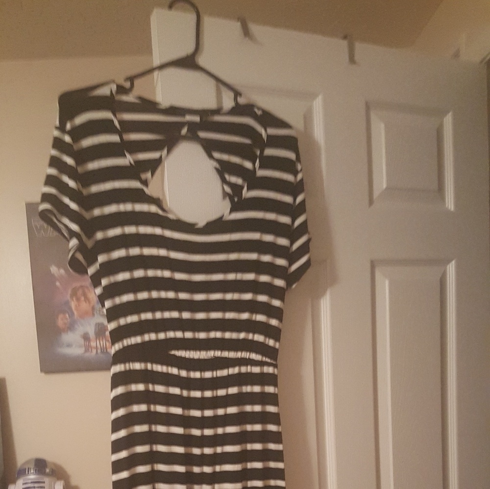 Peekaboo maxi